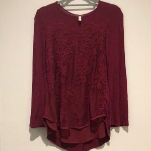 Xhilaration Maroon detailed Top